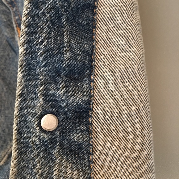 Vintage Levi jacket believed late 80s/early 90s - Picture 6 of 8